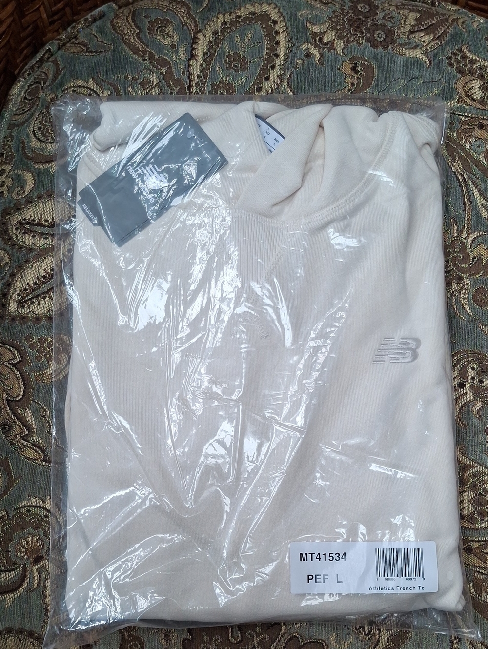 New Balance Men’s Cream Pullover Sweatshirt